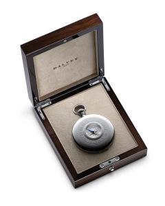 Presentation - Grand Voyager Compass White Mop